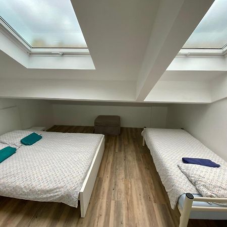 Bohobos Hostel Антиб Экстерьер фото