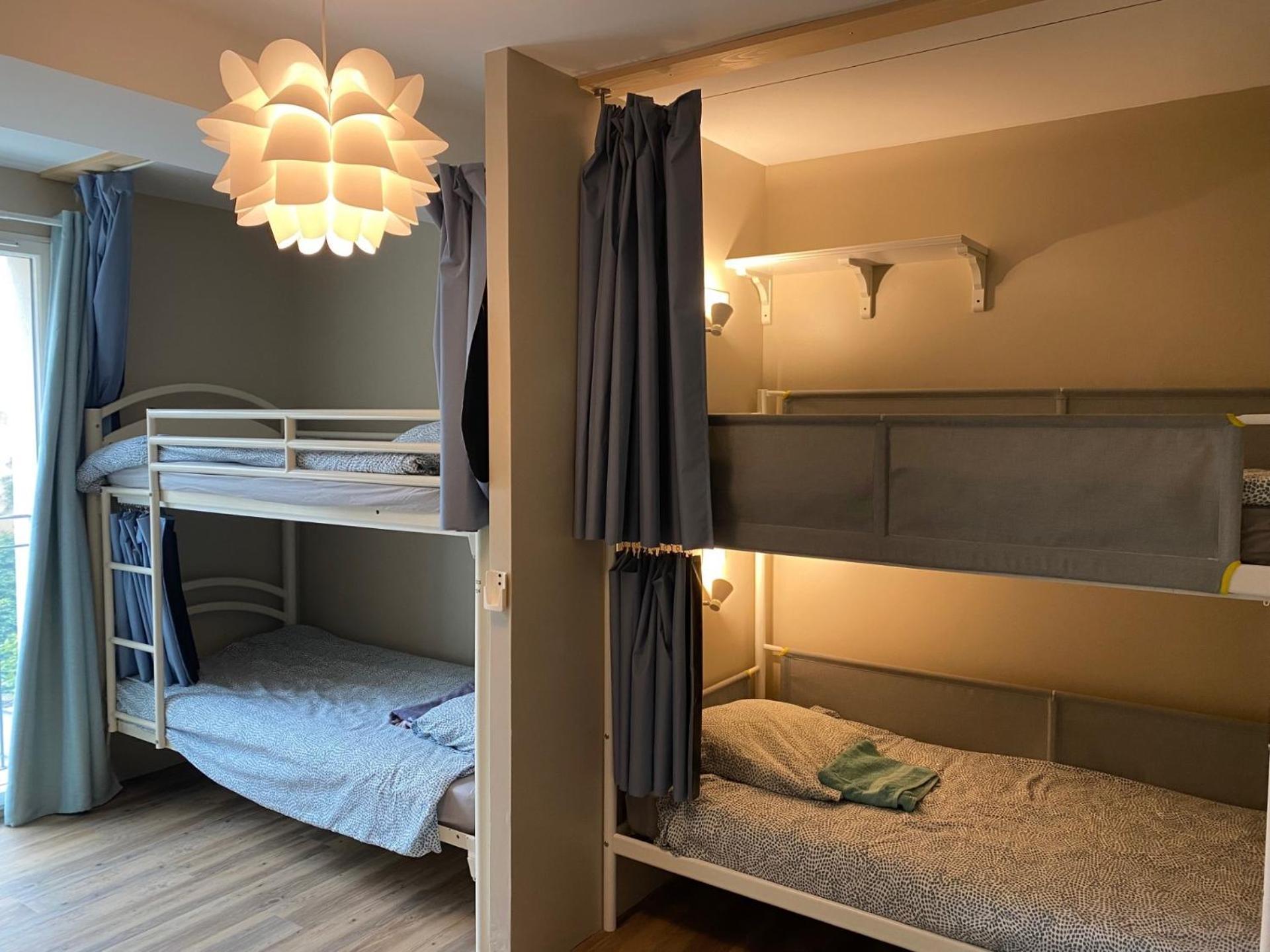 Bohobos Hostel Антиб Экстерьер фото