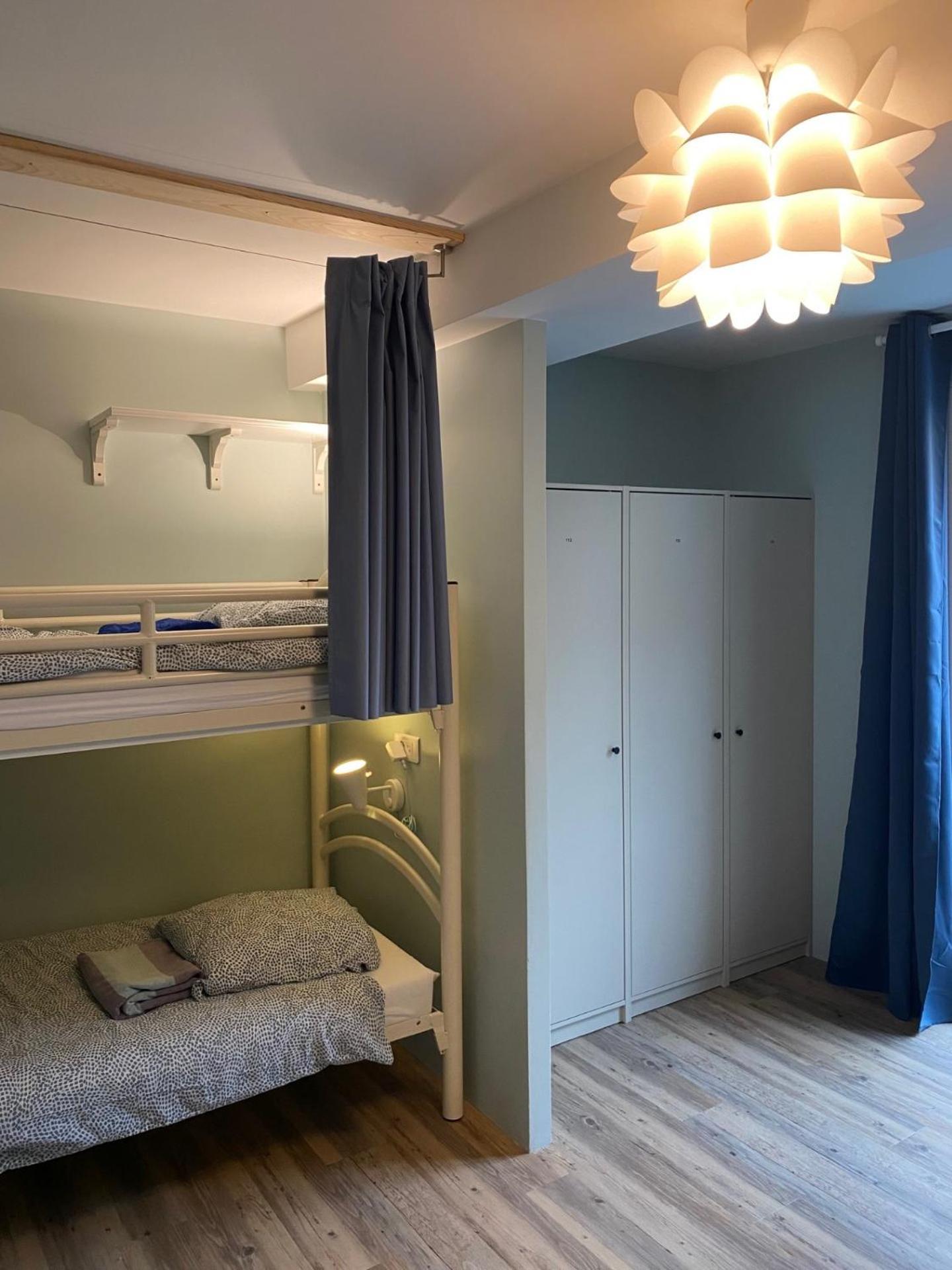 Bohobos Hostel Антиб Экстерьер фото